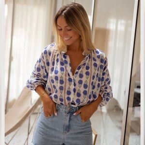 NWT! Retail $45 Easy Clothes Floral Button-Up Blouse